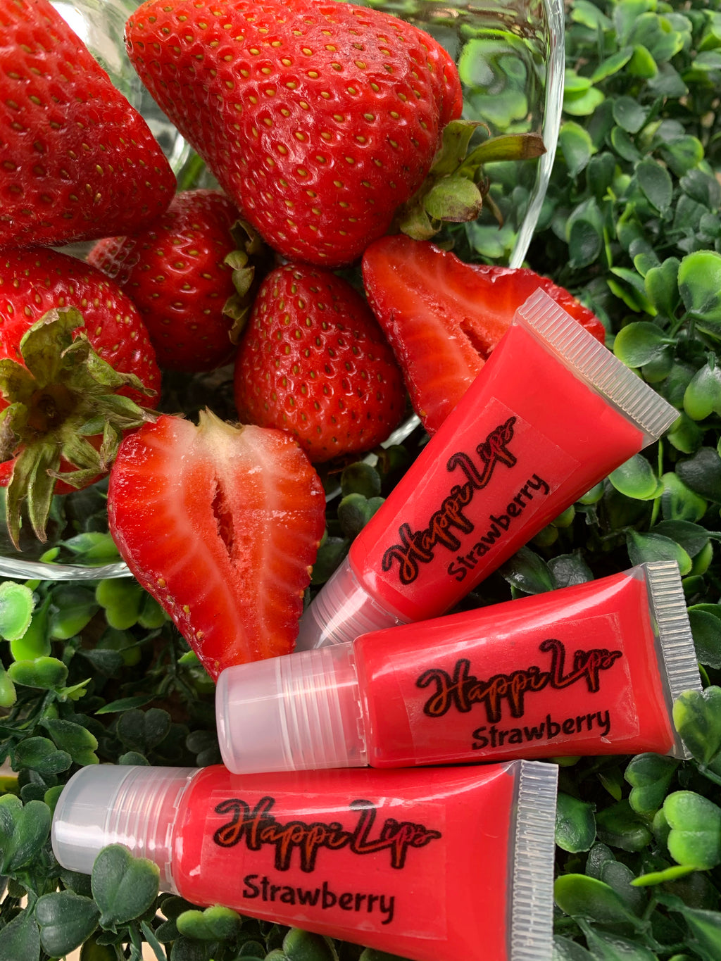 red lip gloss, strawberries, strawberry lips, strawberry kisses, strawberry lip scrub, strawbwrry lip gloss, vegan lipcare